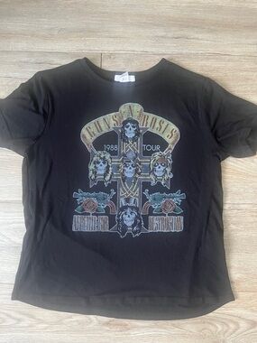 Streetwear Society Black Guns N' Roses Graphic Tee with Multicolor Print